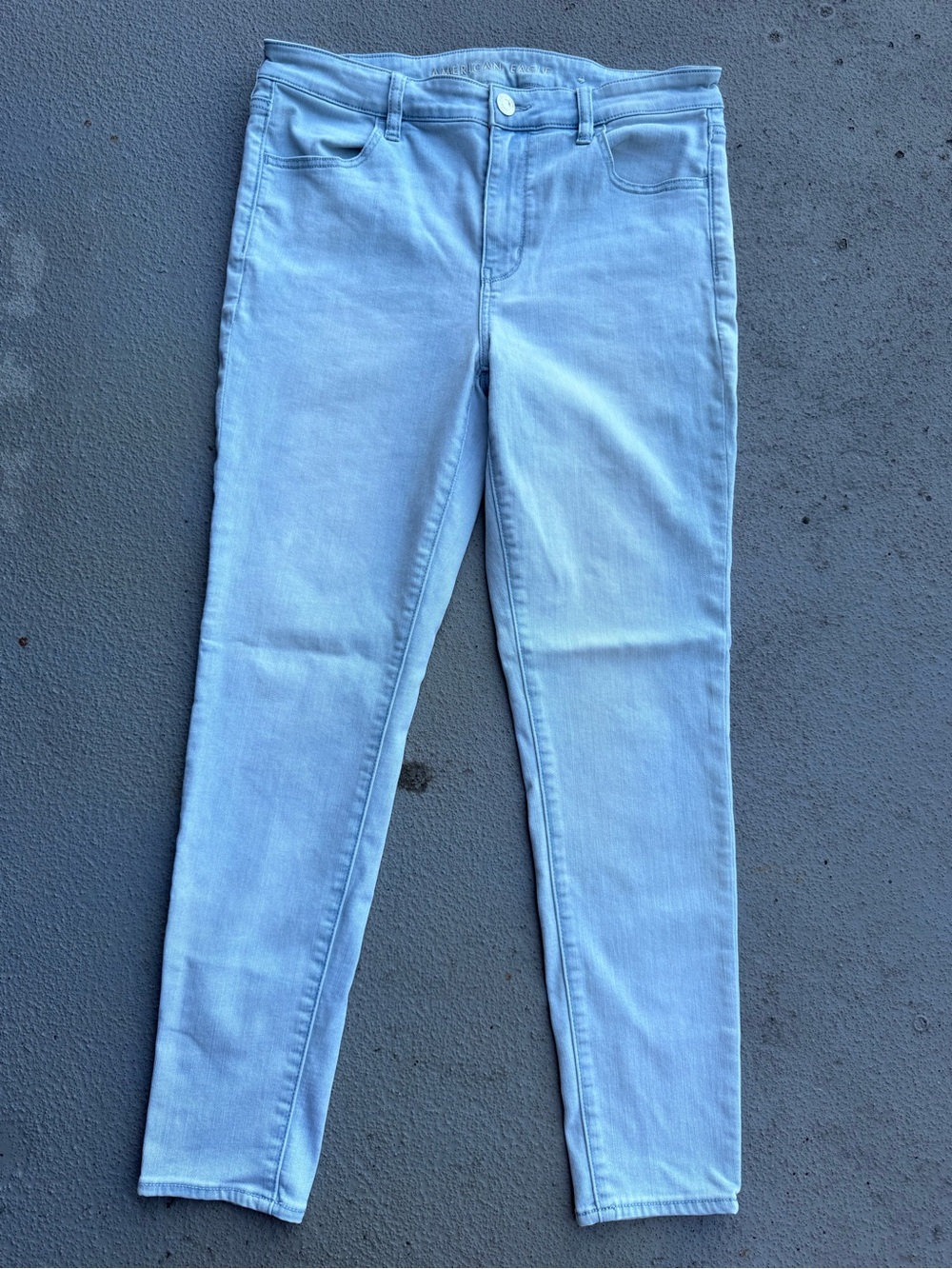 American Eagle Women’s Outfitters Light Blue Skinny Jeans Size 14